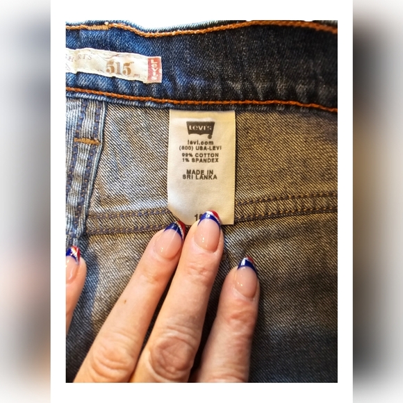 Levi's 515 Mid Rise Blue Denim Cuffed Jean Shorts 16 - Picture 9 of 9